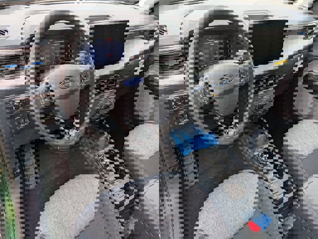 New 2025 Ford Maverick XLT w/ XLT Luxury Package image 10