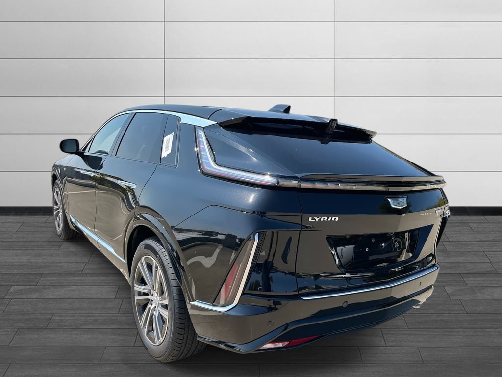 New 2026 Cadillac Lyriq Luxury AWD/4WD image 3