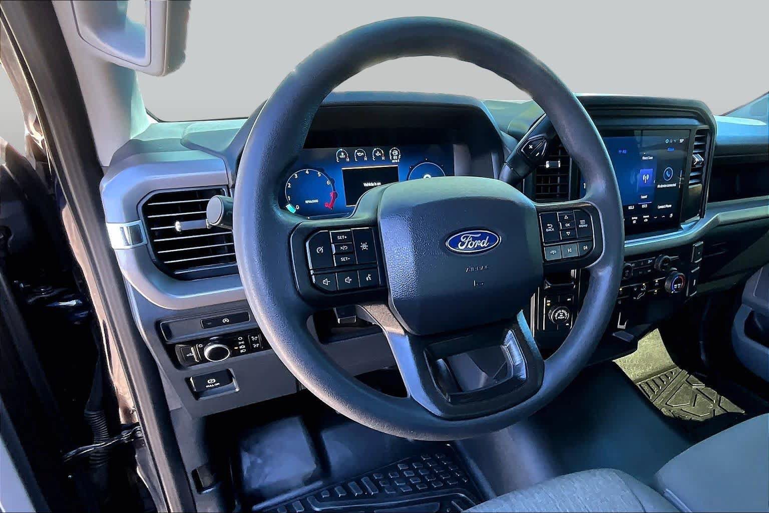 Used 2025 Ford F150 XL AWD/4WD image 6