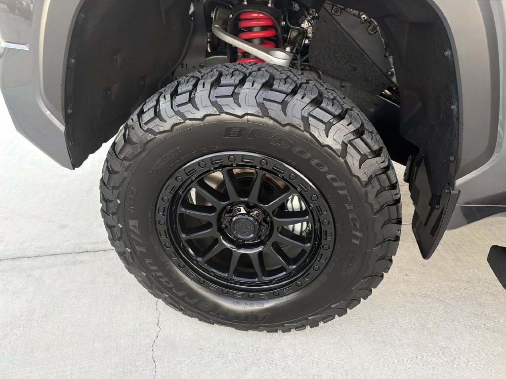 Certified 2026 Toyota Tundra SR5 w/ TRD Off-Road Package AWD/4WD image 32