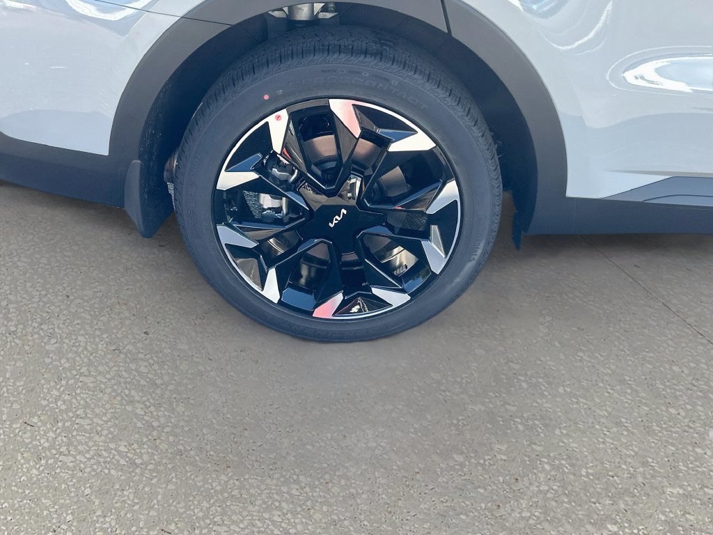New 2026 Kia Sorento EX FWD image 31