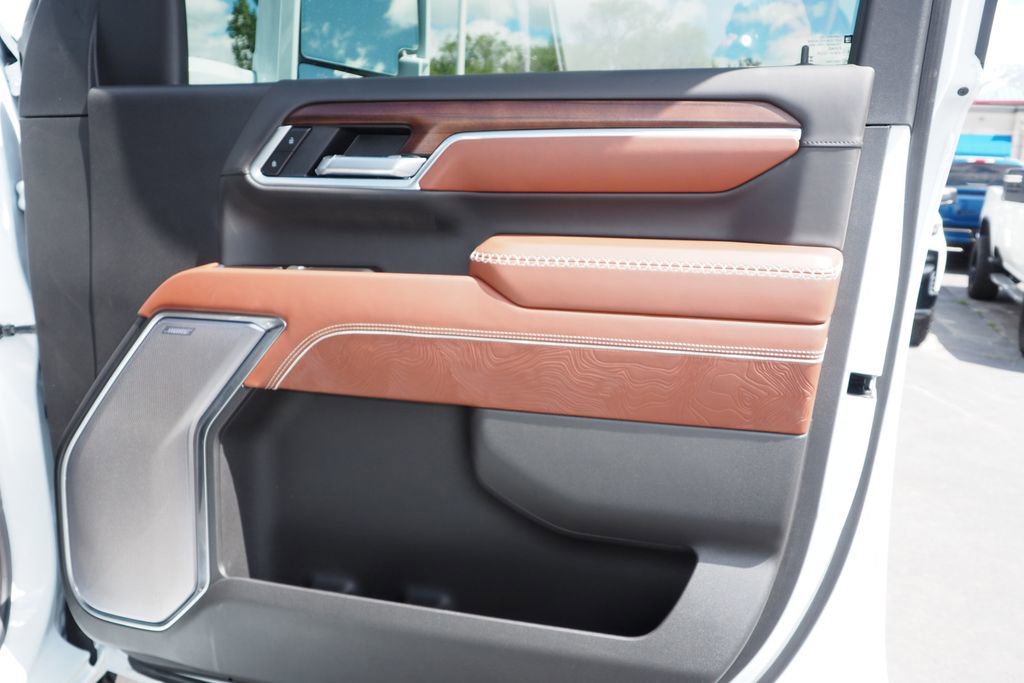 Used 2026 GMC Sierra 3500 Denali Ultimate image 22