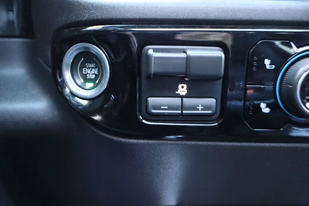 Used 2023 Chevrolet Silverado 1500 LT Trail Boss w/ LT Trail Boss Premium Package image 33