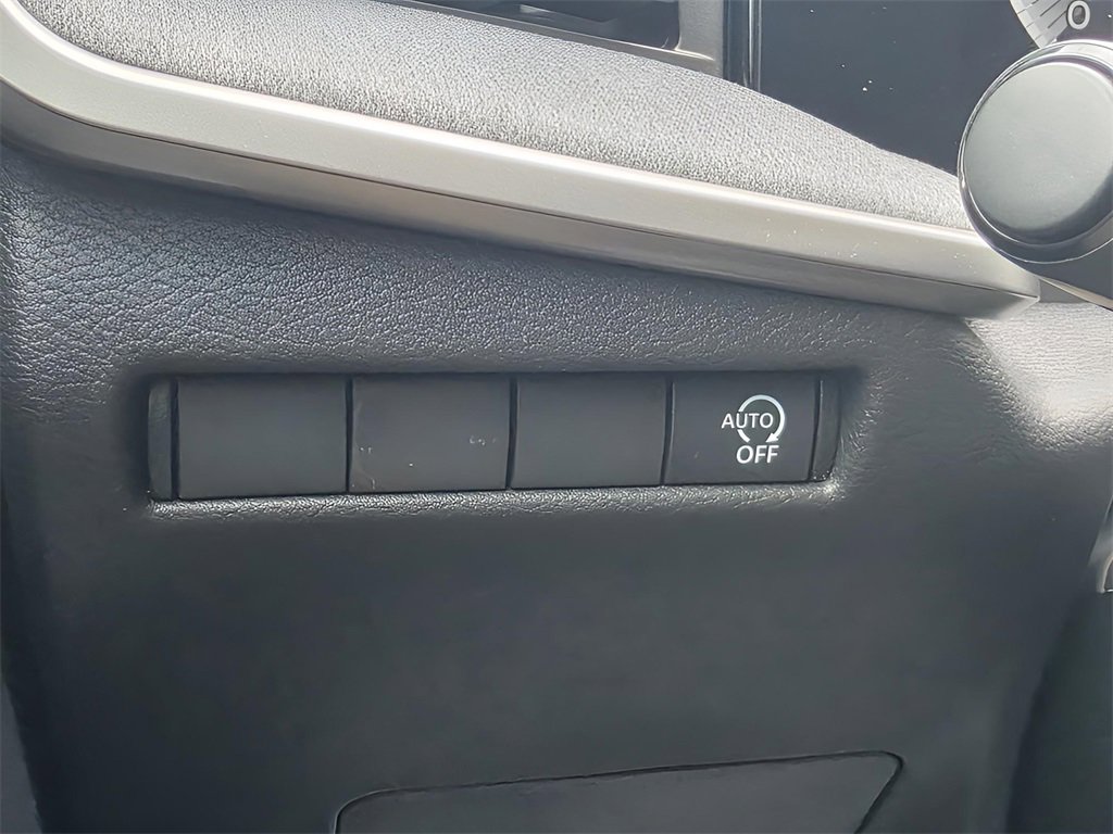 New 2026 Nissan Kicks SV image 20