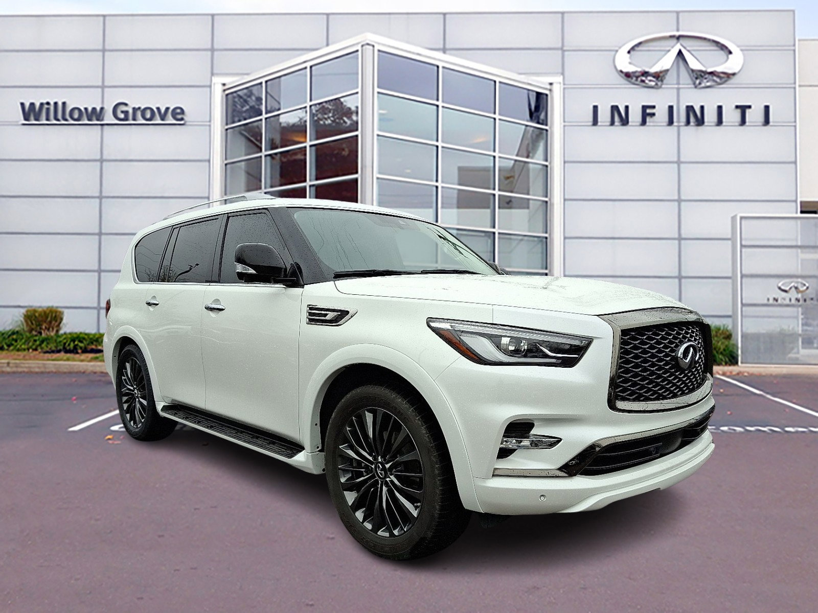 Used 2021 INFINITI QX80 Premium Select w/ All-Season Package