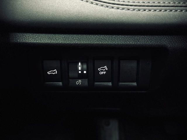Used 2023 Subaru Outback Limited AWD/4WD image 34