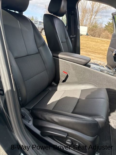 Used 2018 Chevrolet Impala LT image 23