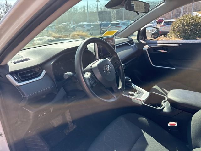 Used 2024 Toyota RAV4 XLE image 24