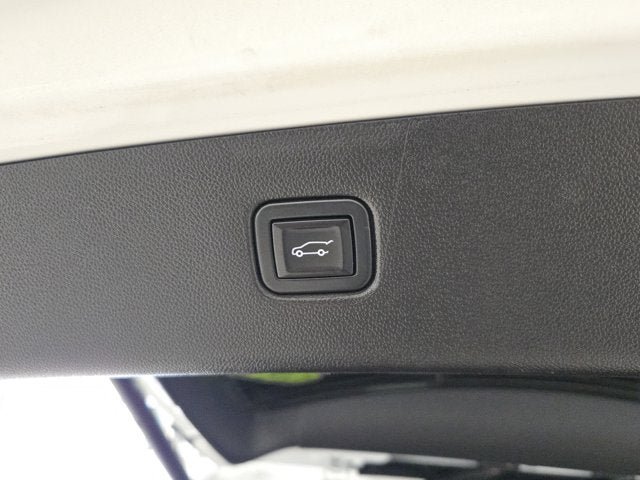 Used 2021 Chevrolet Blazer LT FWD image 15