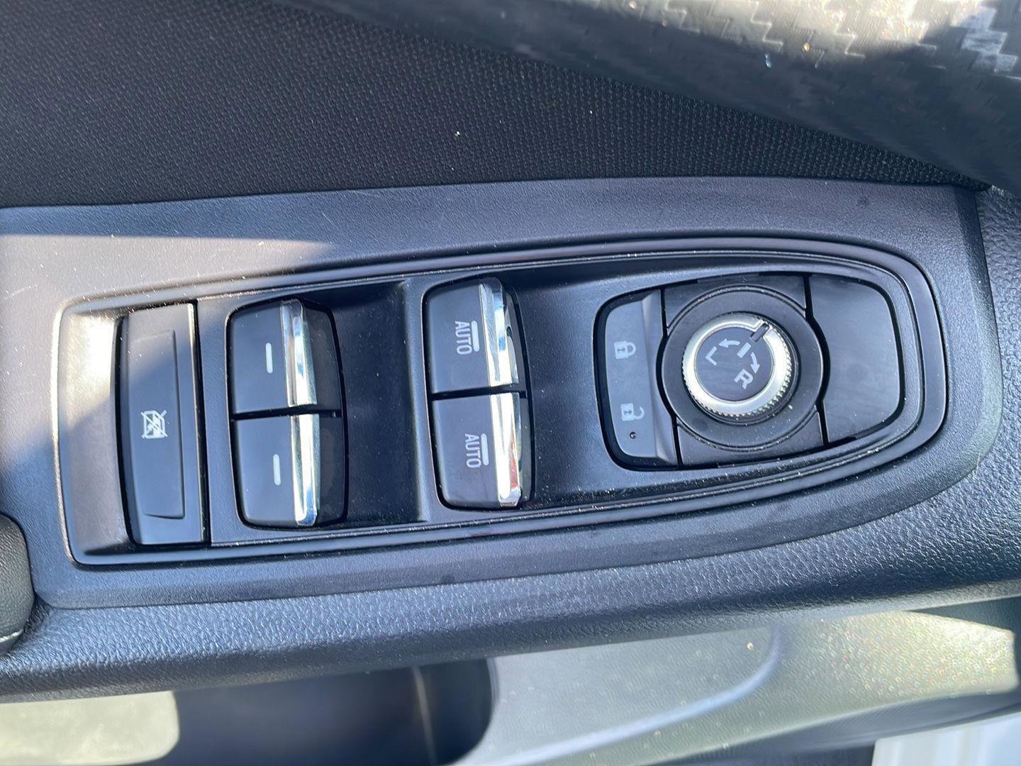 Used 2025 Subaru Ascent Premium AWD/4WD image 10