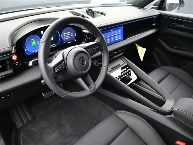 New 2025 Porsche Macan Turbo Electric image 5