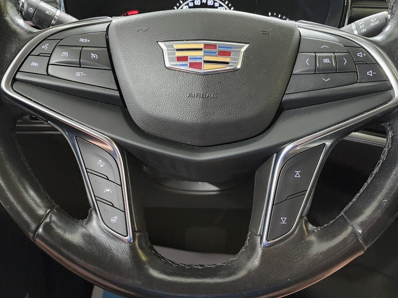 Used 2019 Cadillac XT5 Luxury AWD/4WD image 17