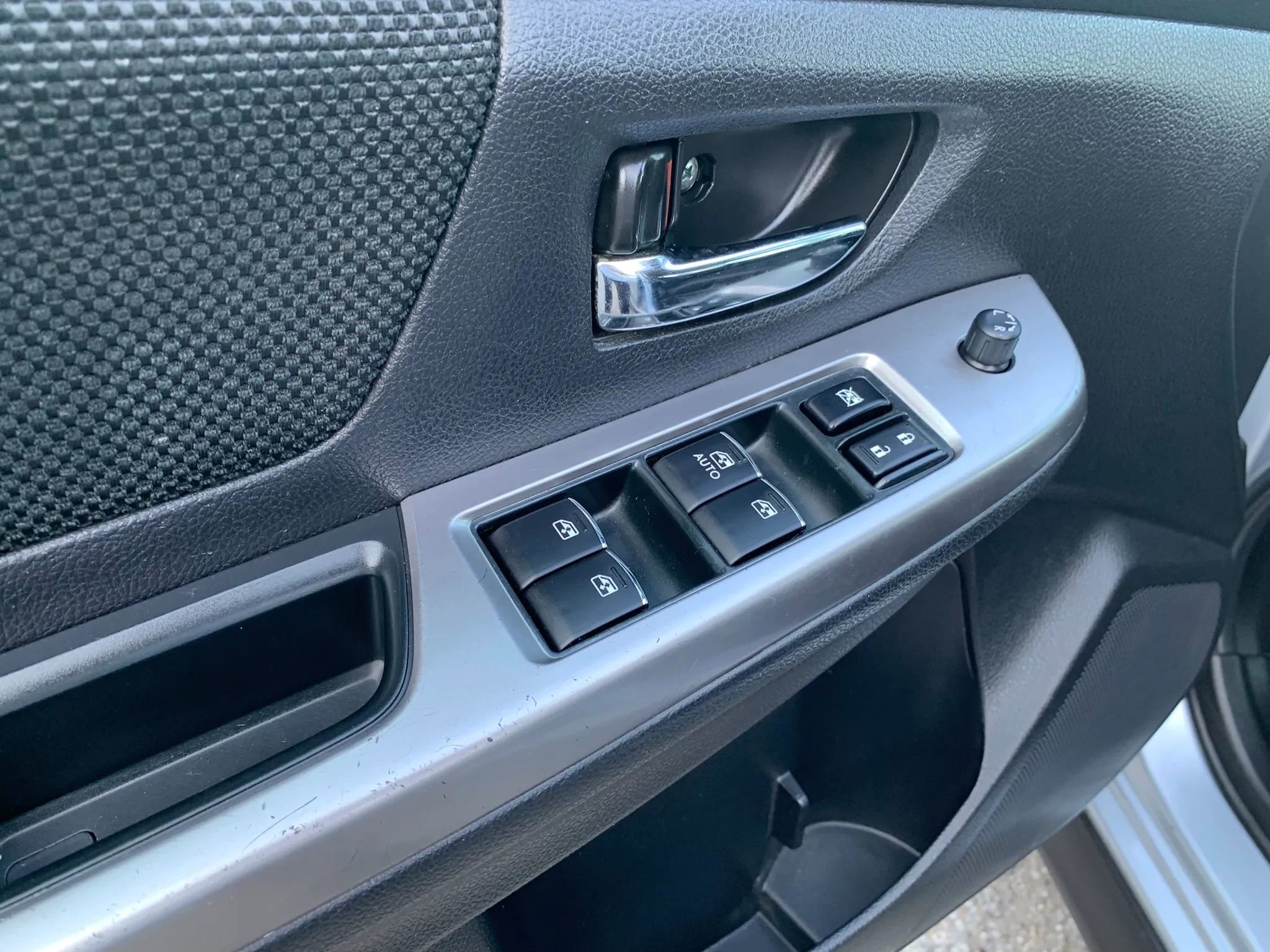 Used 2016 Subaru Crosstrek 2.0i Premium w/ Moonroof Package image 23