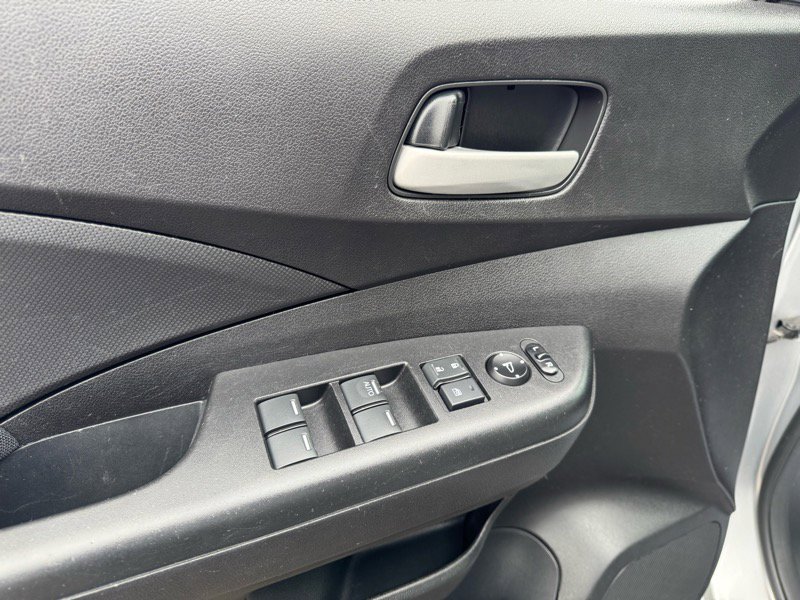 Used 2016 Honda CR-V LX image 18