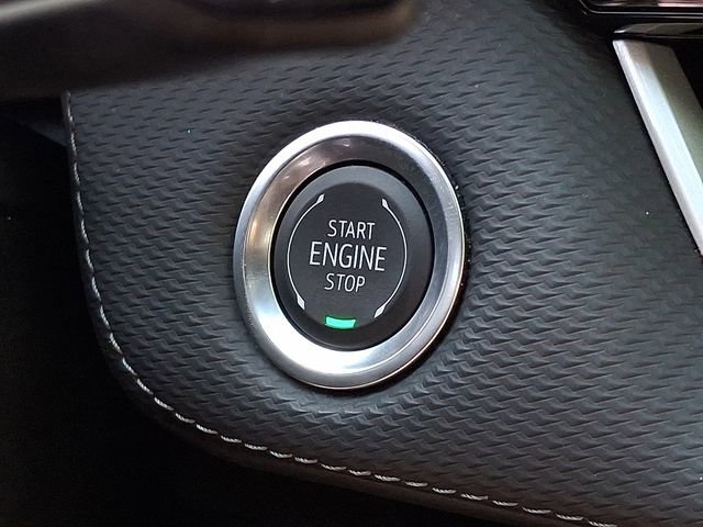 Used 2025 Chevrolet Equinox LT AWD/4WD image 19