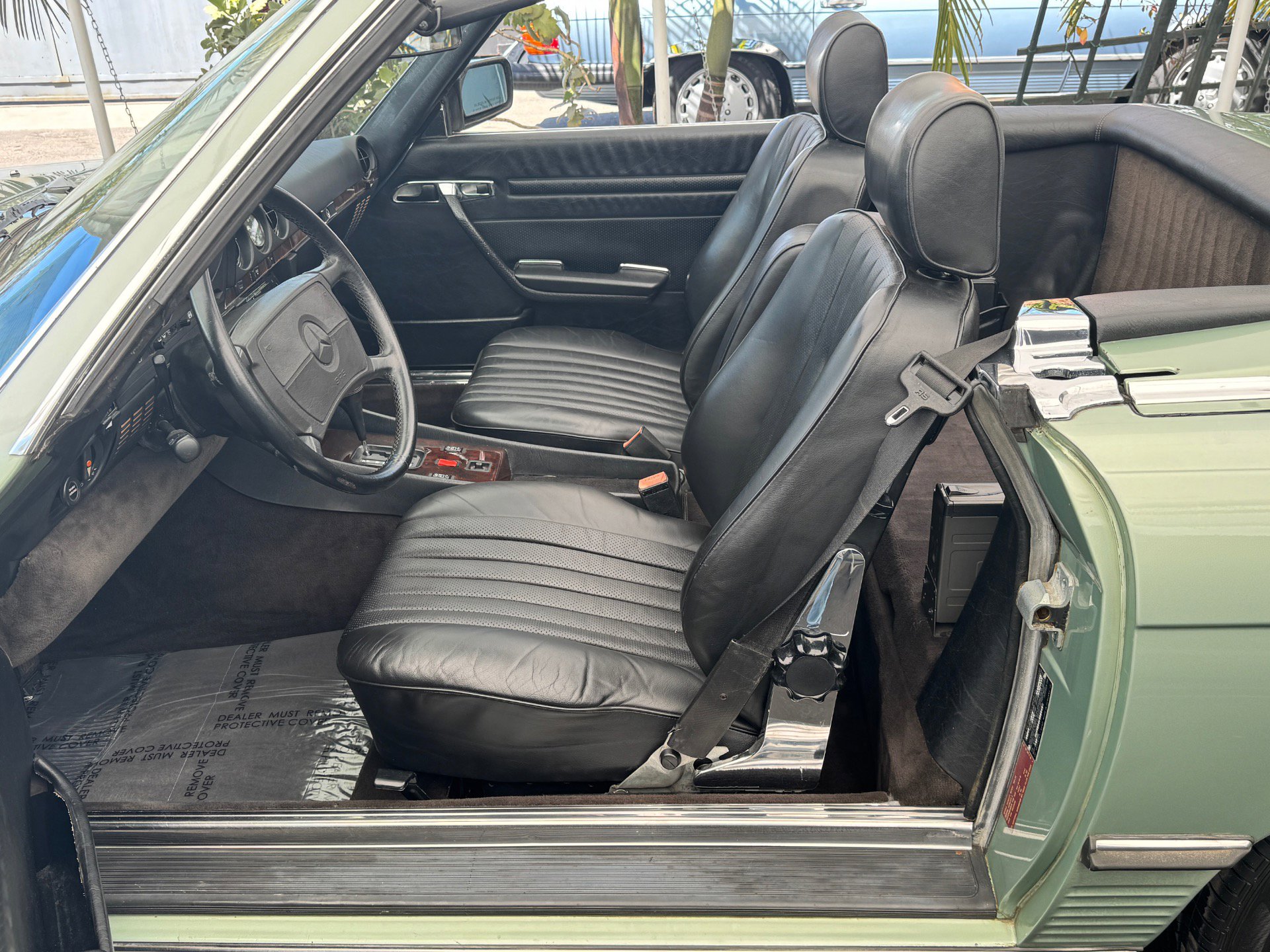 Used 1988 Mercedes-Benz 560 SL image 14