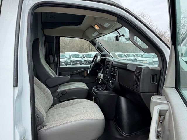 New 2025 Chevrolet Express 3500 w/ Power Convenience Package image 26