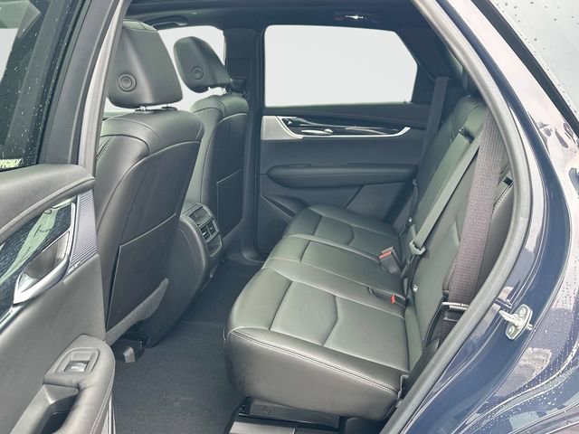 Used 2025 Cadillac XT5 Premium Luxury image 17