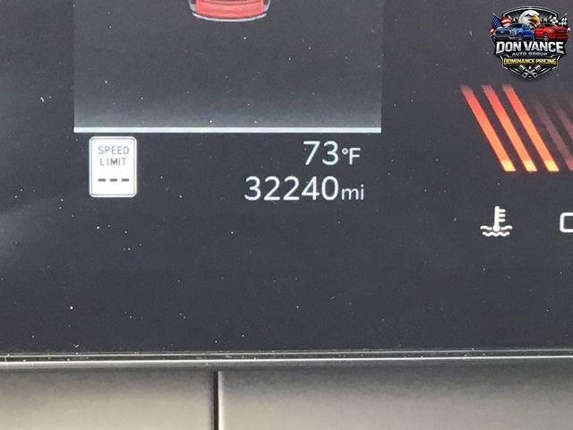 Used 2025 Kia Carnival image 17