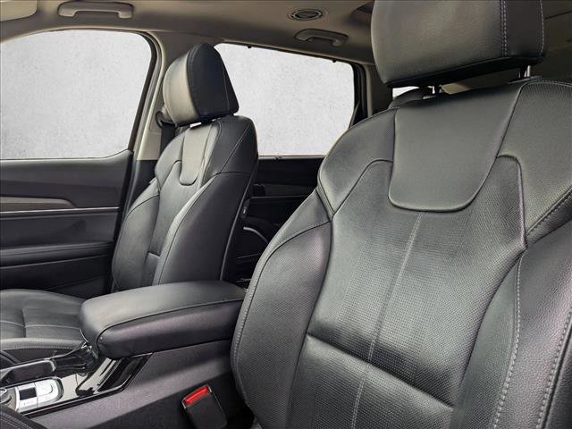 Used 2022 Kia Telluride SX w/ Nightfall Edition Package image 19