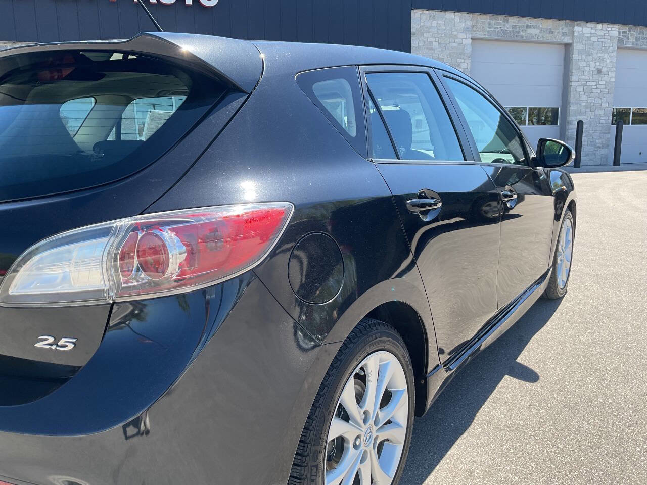 Used 2010 MAZDA MAZDA3 s Sport FWD image 8