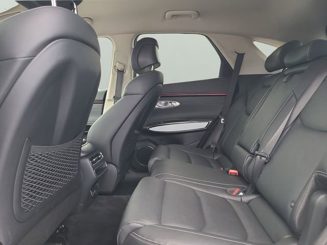 Used 2026 Genesis GV70 2.5T image 8