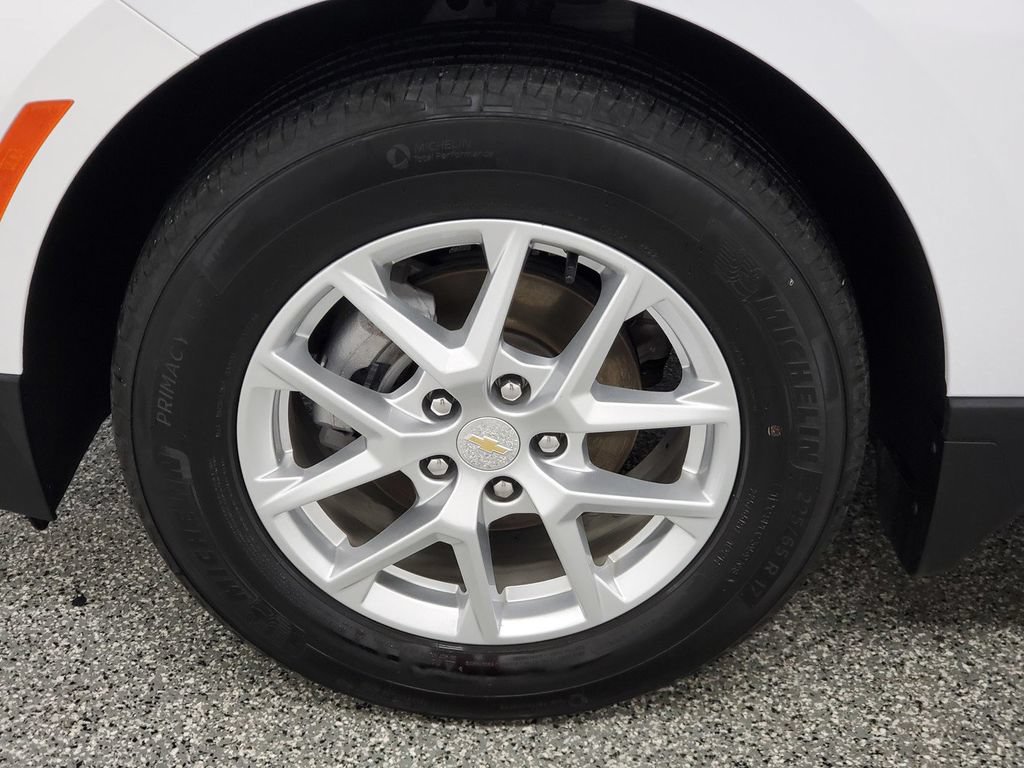 Used 2022 Chevrolet Equinox LT FWD image 9