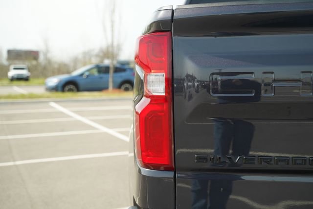 Used 2023 Chevrolet Silverado 1500 RST w/ Convenience Package II image 42