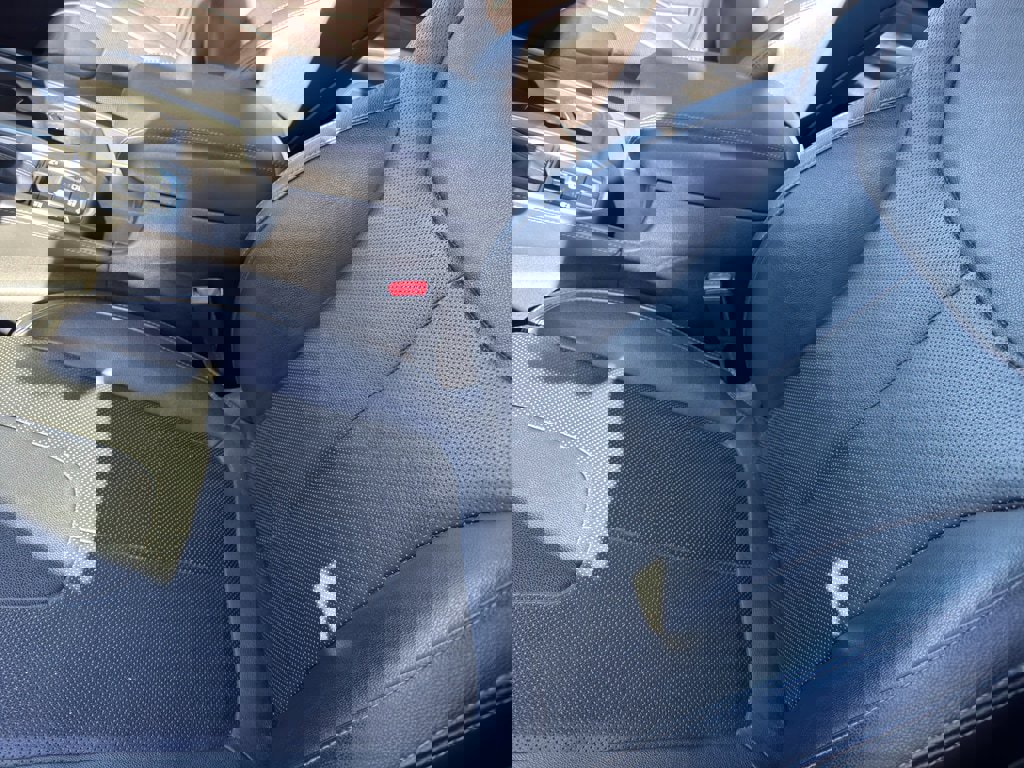 Used 2020 Hyundai Santa Fe Limited w/ Cargo Package image 13