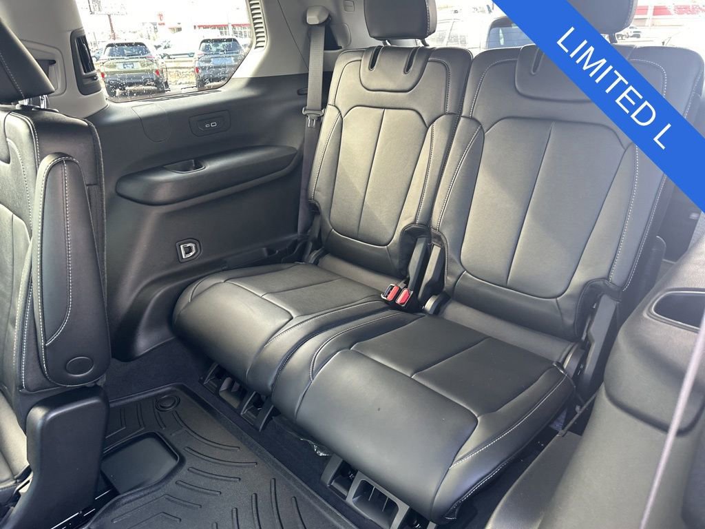 Used 2022 Jeep Grand Cherokee L Limited image 25