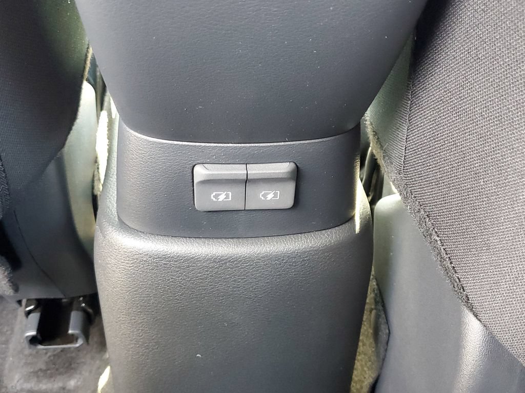 New 2025 Nissan Kicks Play S FWD image 10