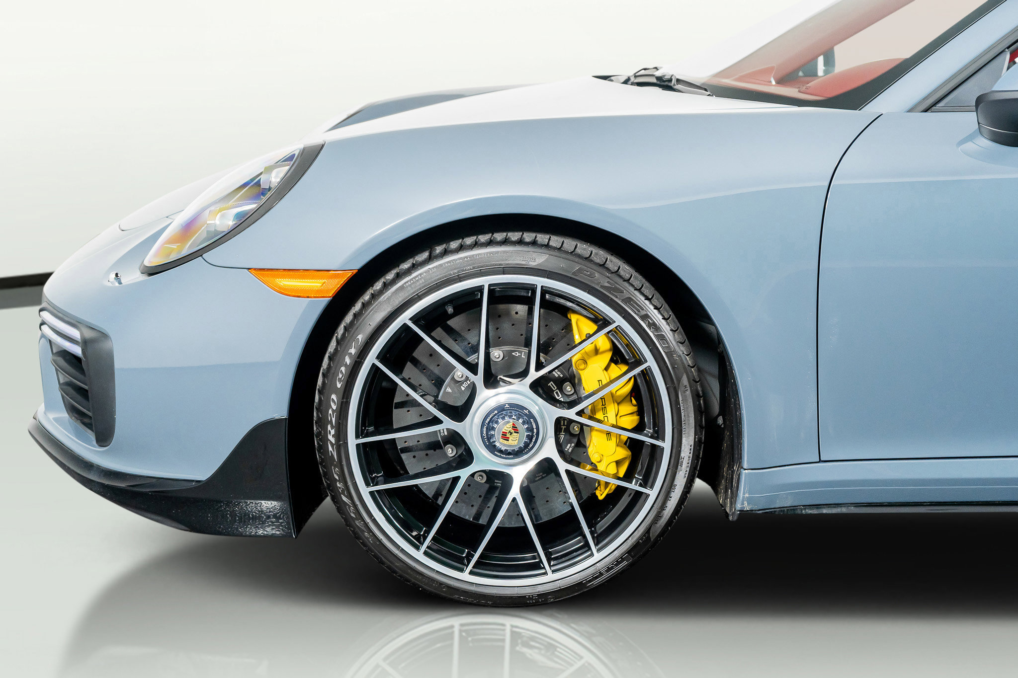 Used 2017 Porsche 911 Turbo S image 20