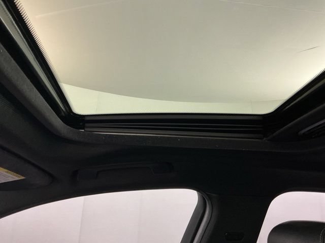 Used 2017 BMW 340i Sedan RWD image 19