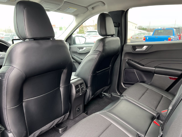 New 2024 Ford Escape SE FWD image 27