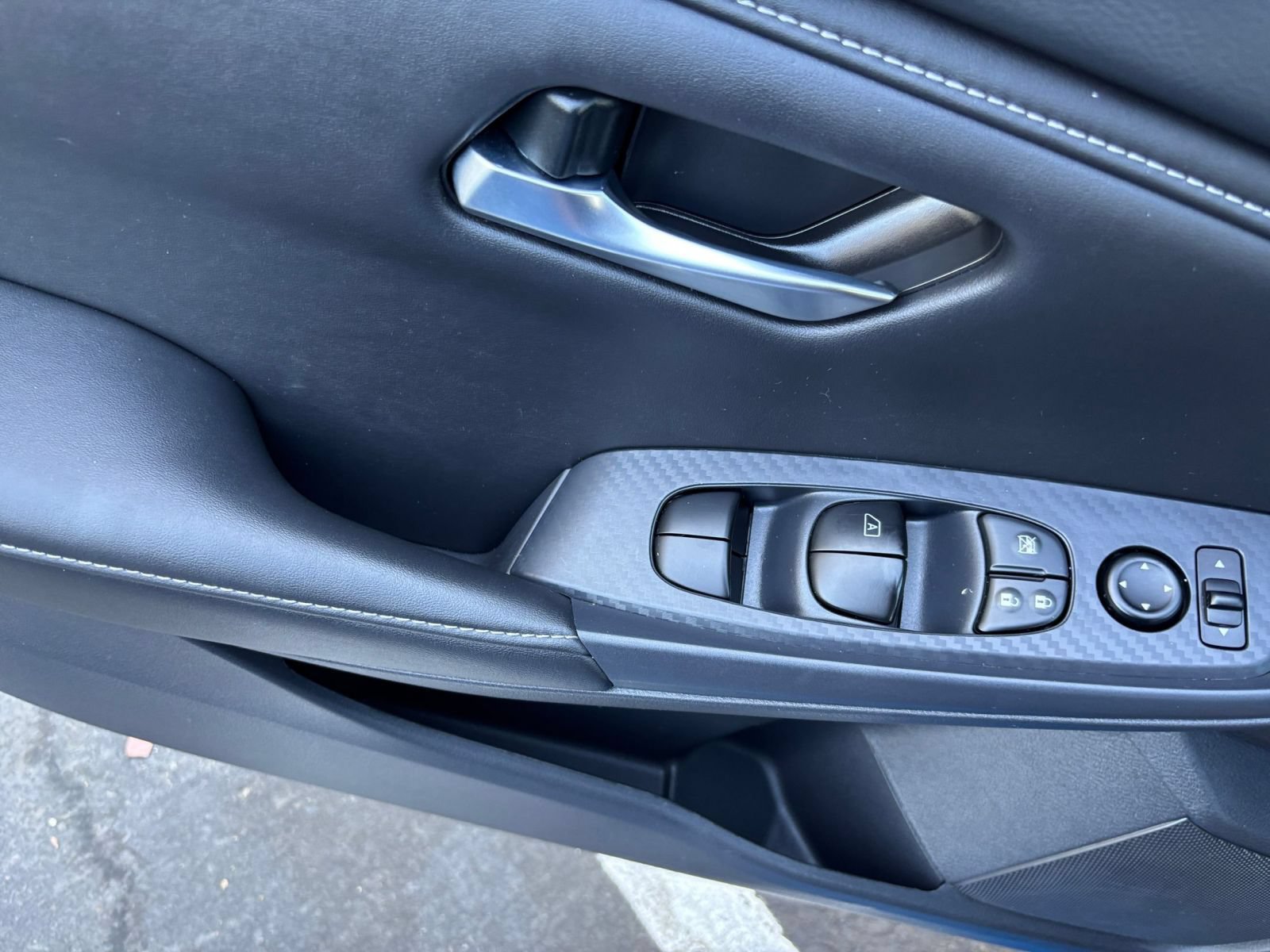 Used 2025 Nissan Sentra SV FWD image 20