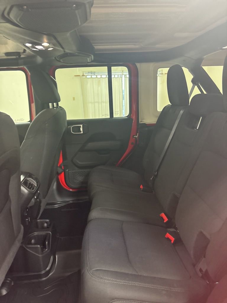 Used 2021 Jeep Wrangler Unlimited Sahara w/ LED Lighting Group image 23