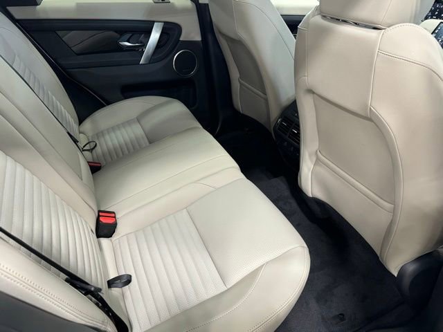 New 2024 Land Rover Discovery Sport S image 31