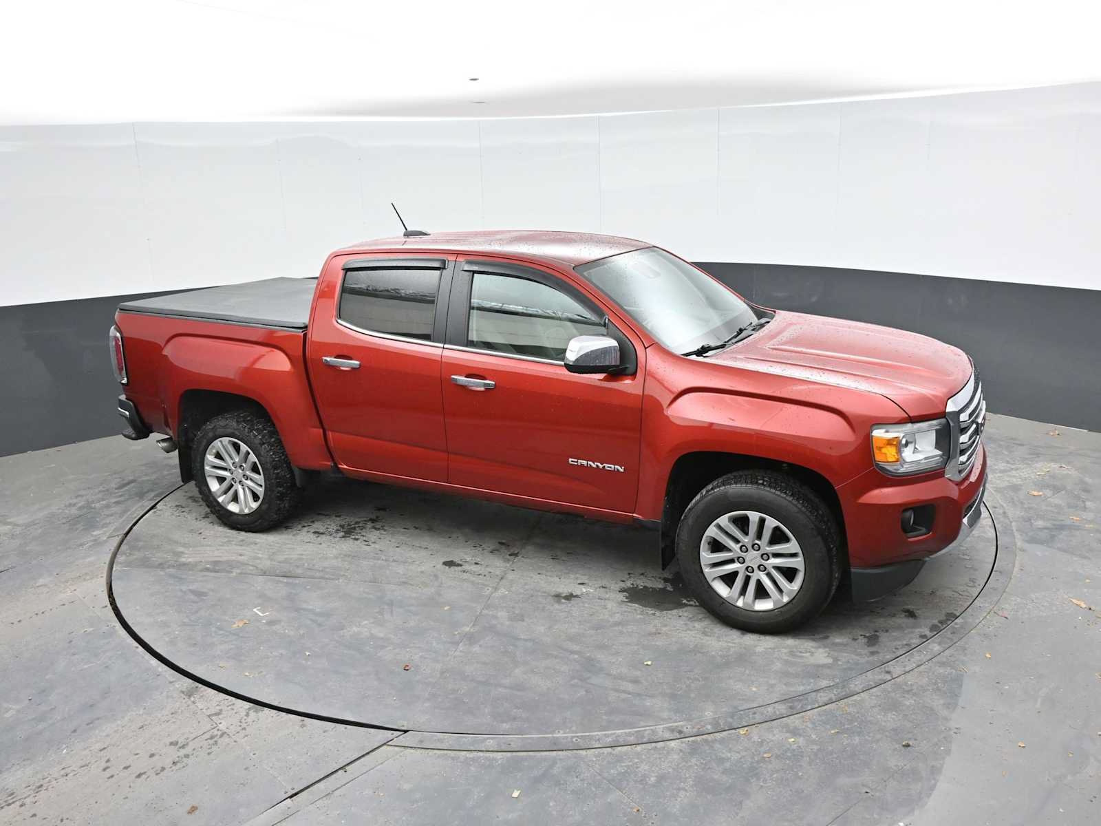 Used 2015 GMC Canyon SLT w/ Driver Alert Package AWD/4WD image 19