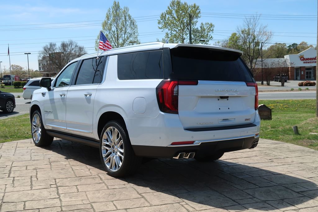 New 2026 GMC Yukon XL Denali w/ Denali Reserve Package image 6