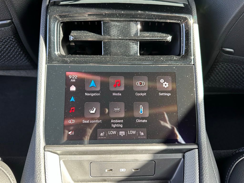 Certified 2025 Porsche Panamera 4 E-Hybrid AWD/4WD image 33