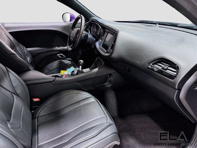 Used 2016 Dodge Challenger R/T RWD image 25