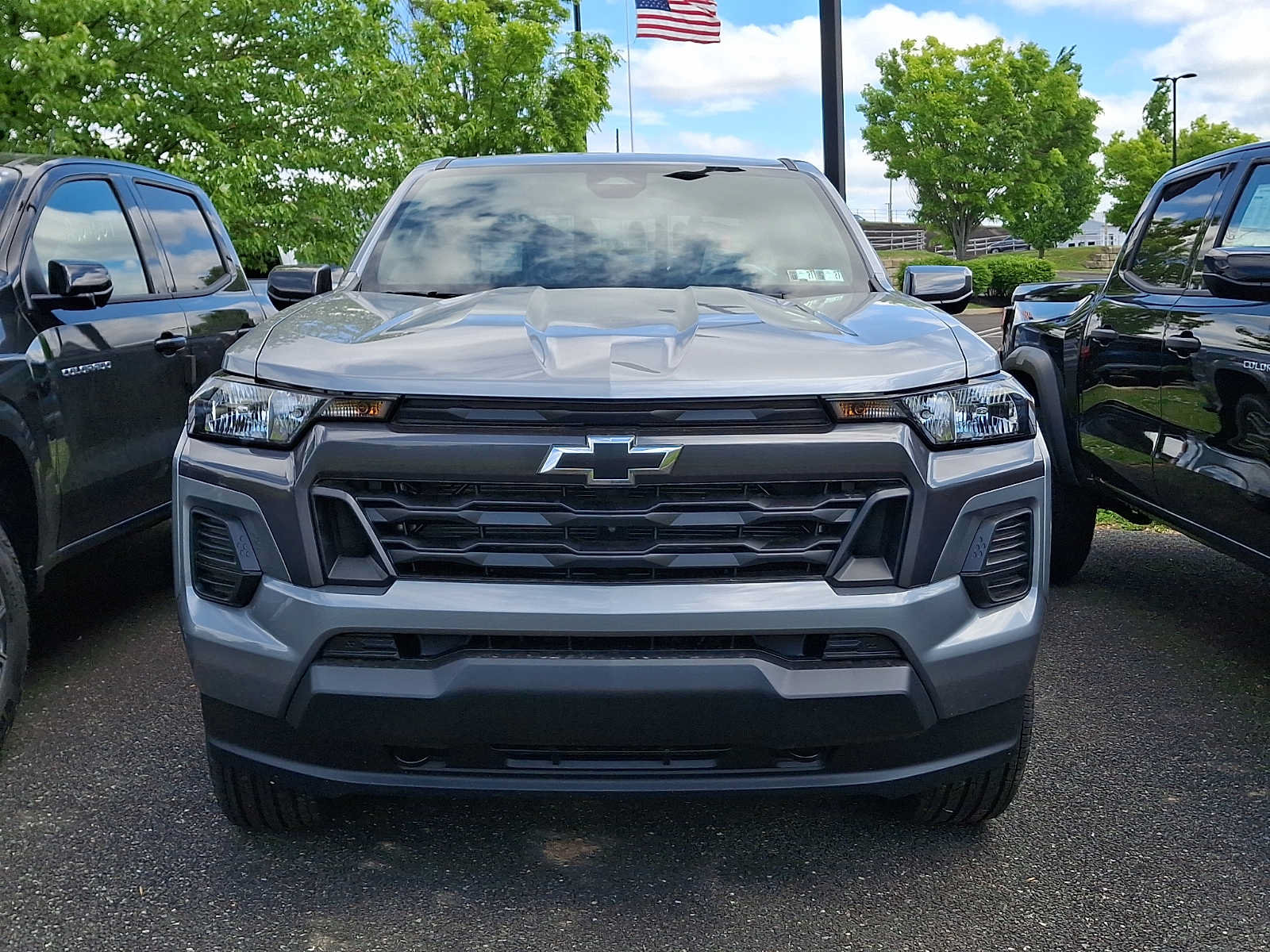 New 2026 Chevrolet Colorado LT AWD/4WD image 2