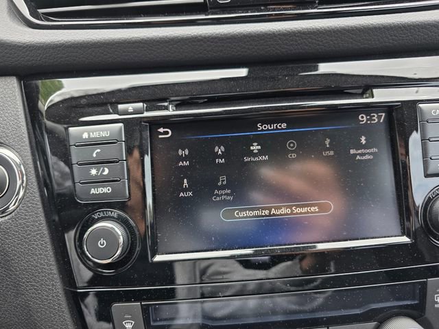 Used 2021 Nissan Rogue Sport SV image 20