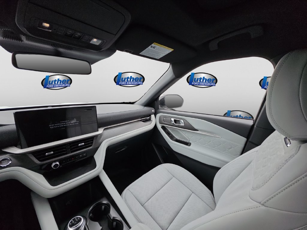 New 2027 Ford Explorer Platinum w/ 3.0L Ultimate Package AWD/4WD image 13