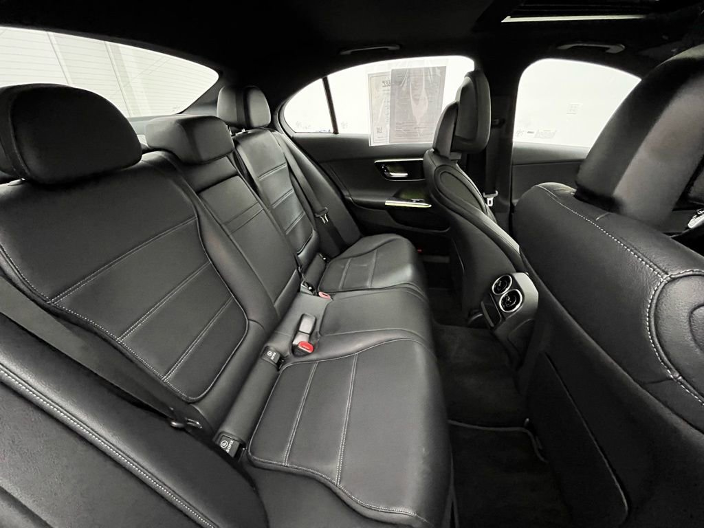 Used 2022 Mercedes-Benz C 300 4MATIC Sedan image 32