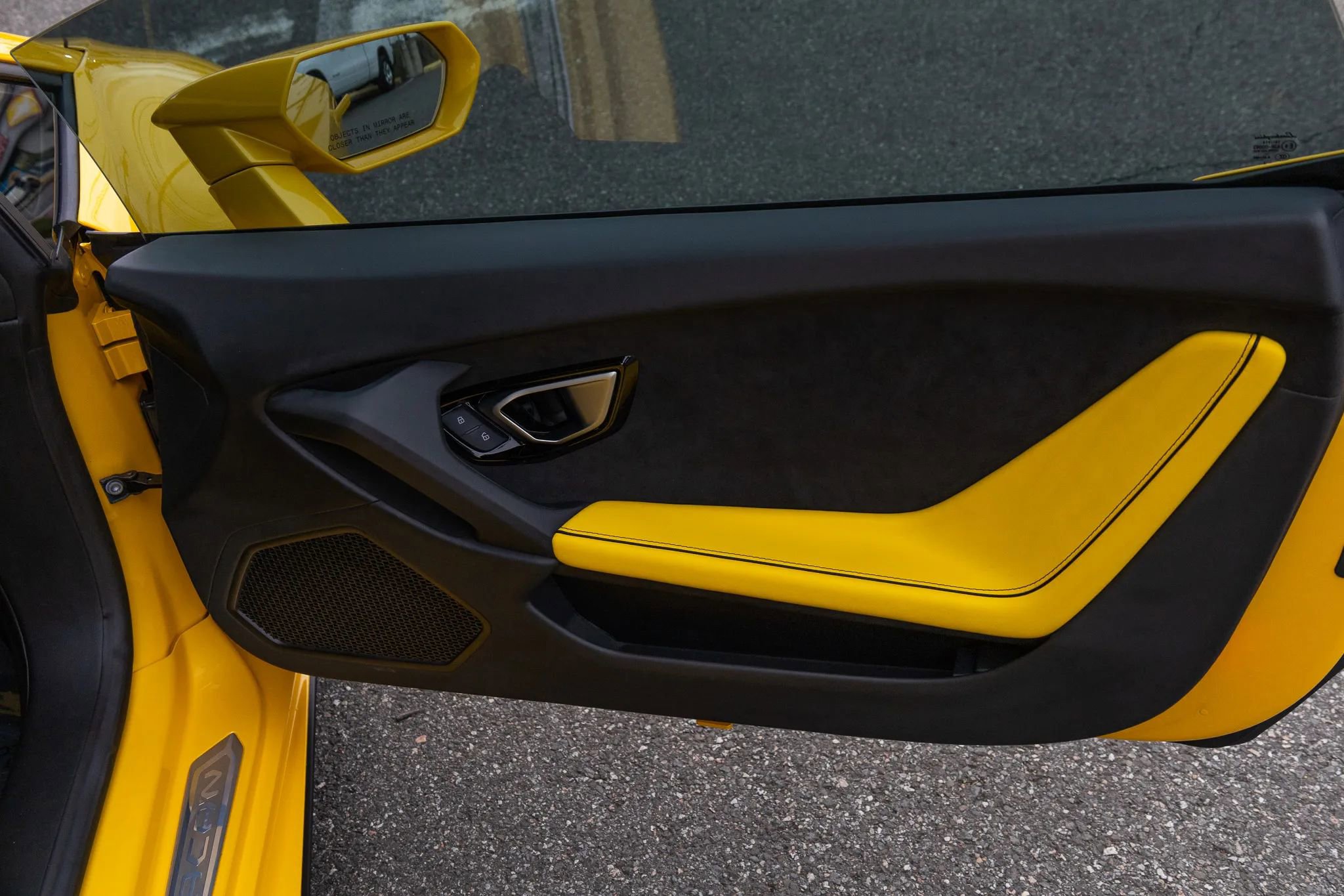 Used 2024 Lamborghini Huracan EVO image 68