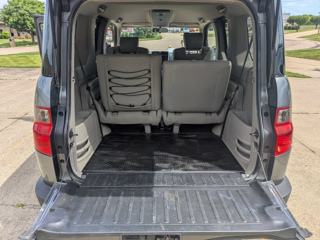 Used 2010 Honda Element EX image 12