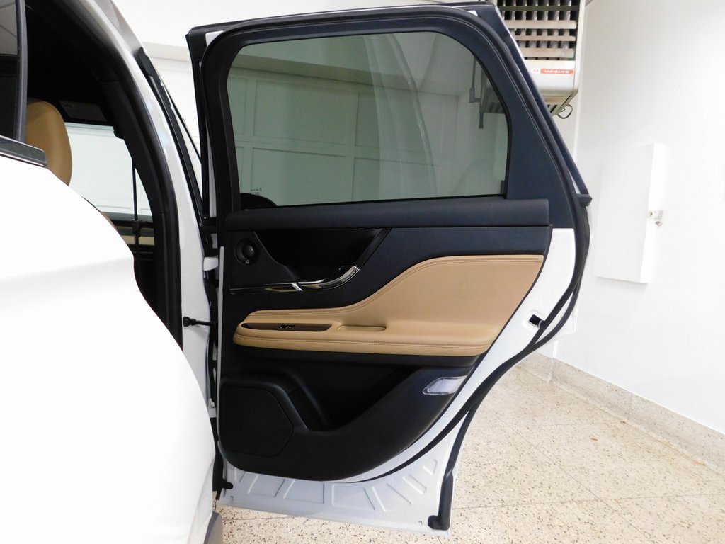 Used 2021 Lincoln Corsair Reserve image 93