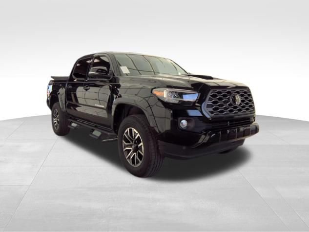 Used 2023 Toyota Tacoma TRD Sport w/ TRD Premium Sport Package RWD image 3