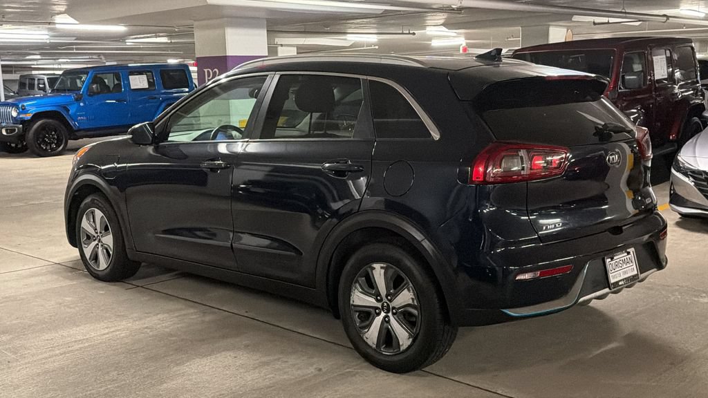 Used 2019 Kia Niro EX FWD image 3